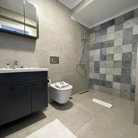 Hayat Apartahotel 3*