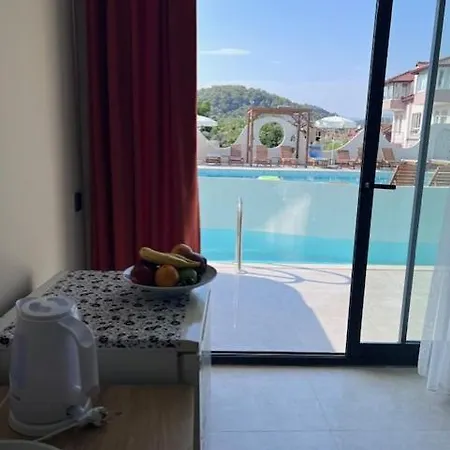 Hayat Apart Otel *