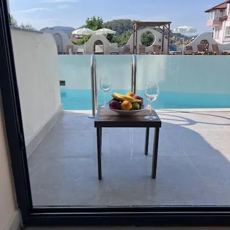 Apart Otel Hayat *