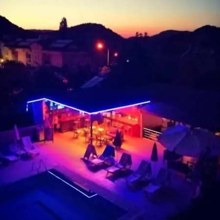 Hayat Lägenhetshotell 3*