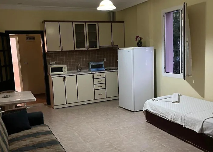 Hayat Apartahotel 3*